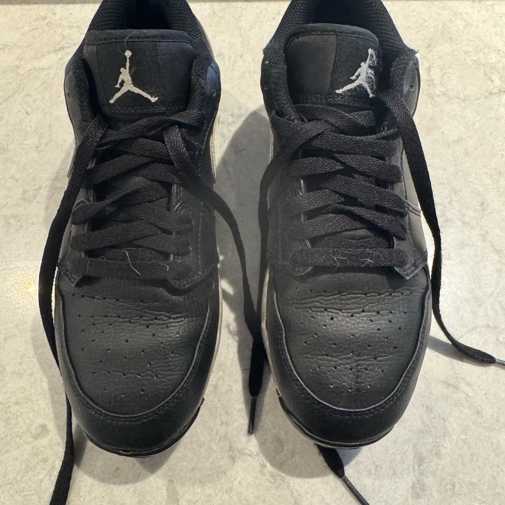 Jordan 1 Kids' Multisport Cleats
